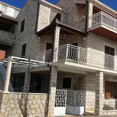 Apartment&rooms Marijo